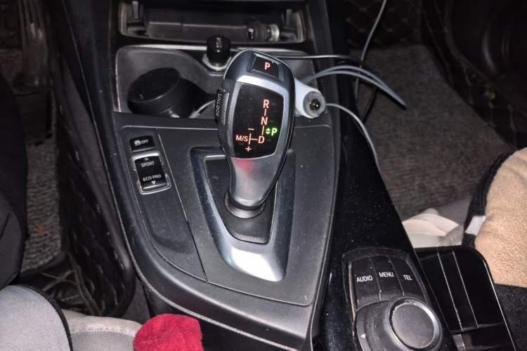 Used BMW 1 Series 2012 116i Urban Edition Gear Lever