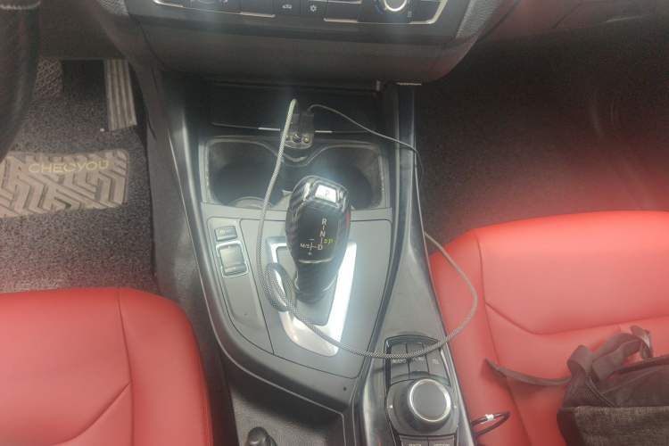 Used BMW 1 Series 2012 116i Urban Edition Gear Lever