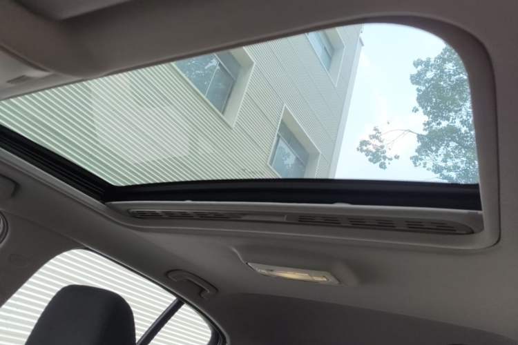 Used BMW 1 Series 2012 116i Leading Model Headliner