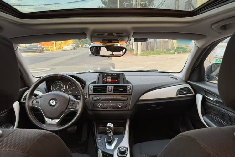 Used BMW 1 Series 2012 116i Leading Model Interior 1