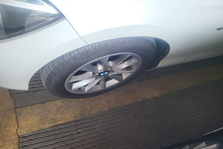Used BMW 1 Series 2012 116i Urban Edition Left Front Wheel Hub