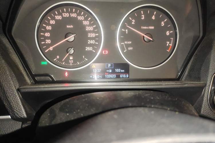 Used BMW 1 Series 2012 116i Urban Edition Odometer Close Up