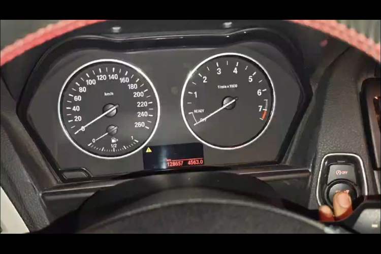 Used BMW 1 Series 2012 116i Leading Model Odometer Close Up