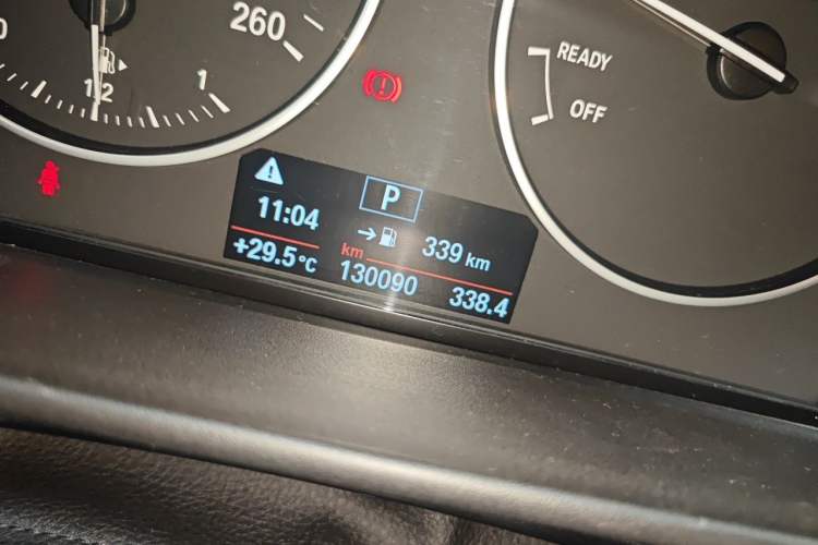 Used BMW 1 Series 2012 116i Leading Model Odometer Close Up