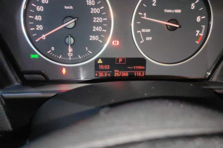Used BMW 1 Series 2012 116i Urban Edition Odometer Close Up