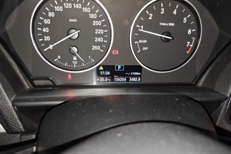 Used BMW 1 Series 2012 116i Leading Model Odometer Close Up