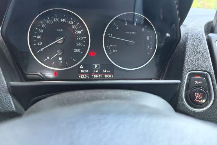 Used BMW 1 Series 2012 118i Sport Edition Odometer Close Up