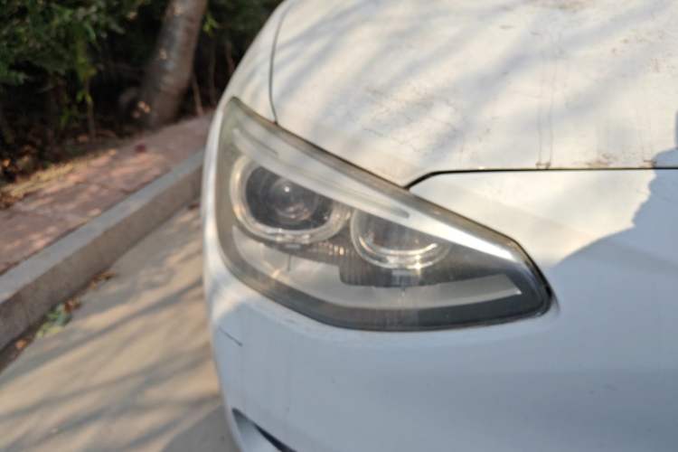 Used BMW 1 Series 2012 118i Leading Model Right Front Headlight