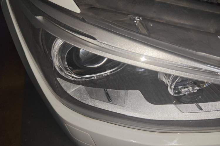Used BMW 1 Series 2012 118i Leading Model Right Front Headlight
