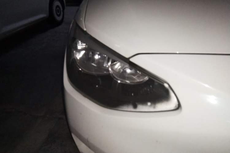 Used BMW 1 Series 2012 116i Leading Model Right Front Headlight