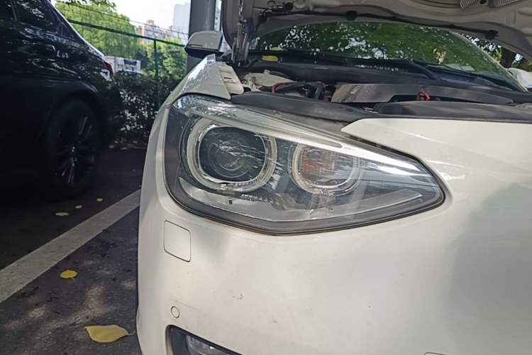 Used BMW 1 Series 2012 118i Sport Edition Right Front Headlight