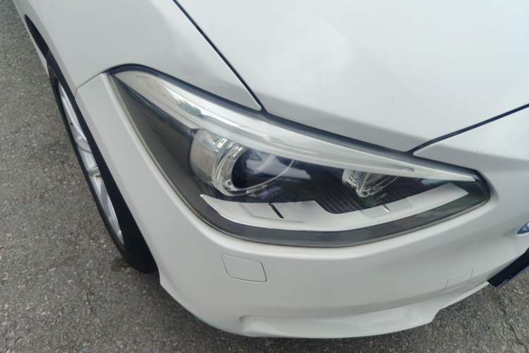 Used BMW 1 Series 2012 118i Sport Edition Right Front Headlight
