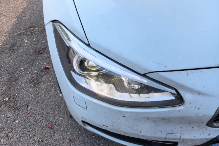Used BMW 1 Series 2012 118i Sport Edition Right Front Headlight