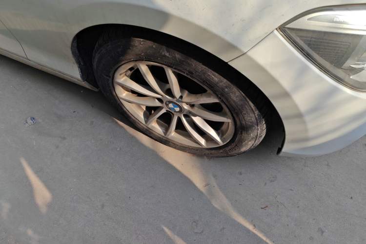 Used BMW 1 Series 2012 118i Leading Model Right Front Wheel Hub