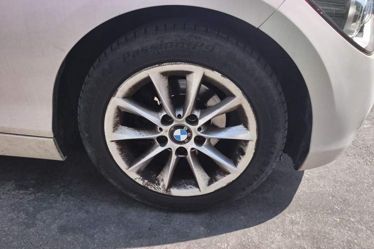 Used BMW 1 Series 2012 116i Urban Edition Right Front Wheel Hub