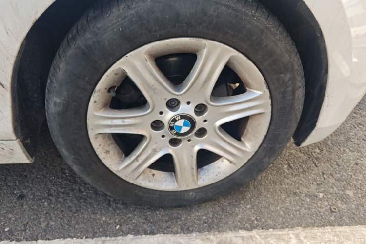 Used BMW 1 Series 2012 116i Leading Model Right Front Wheel Hub