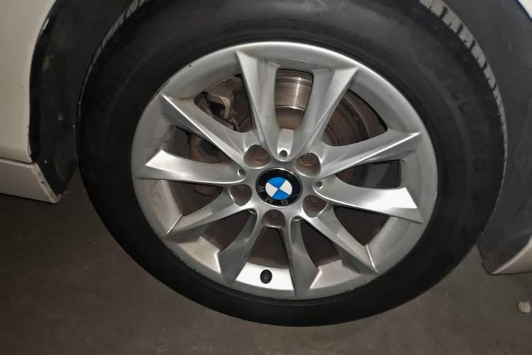 Used BMW 1 Series 2012 116i Urban Edition Right Front Wheel Hub