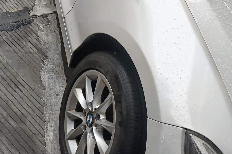 Used BMW 1 Series 2012 116i Leading Model Right Front Wheel Hub