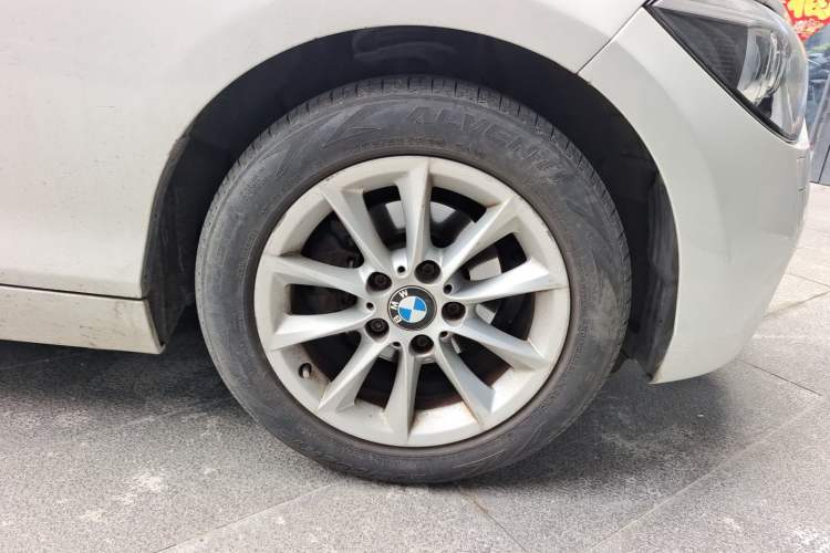 Used BMW 1 Series 2012 116i Urban Edition Right Front Wheel Hub