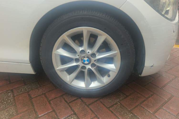 Used BMW 1 Series 2012 116i Urban Edition Right Front Wheel Hub