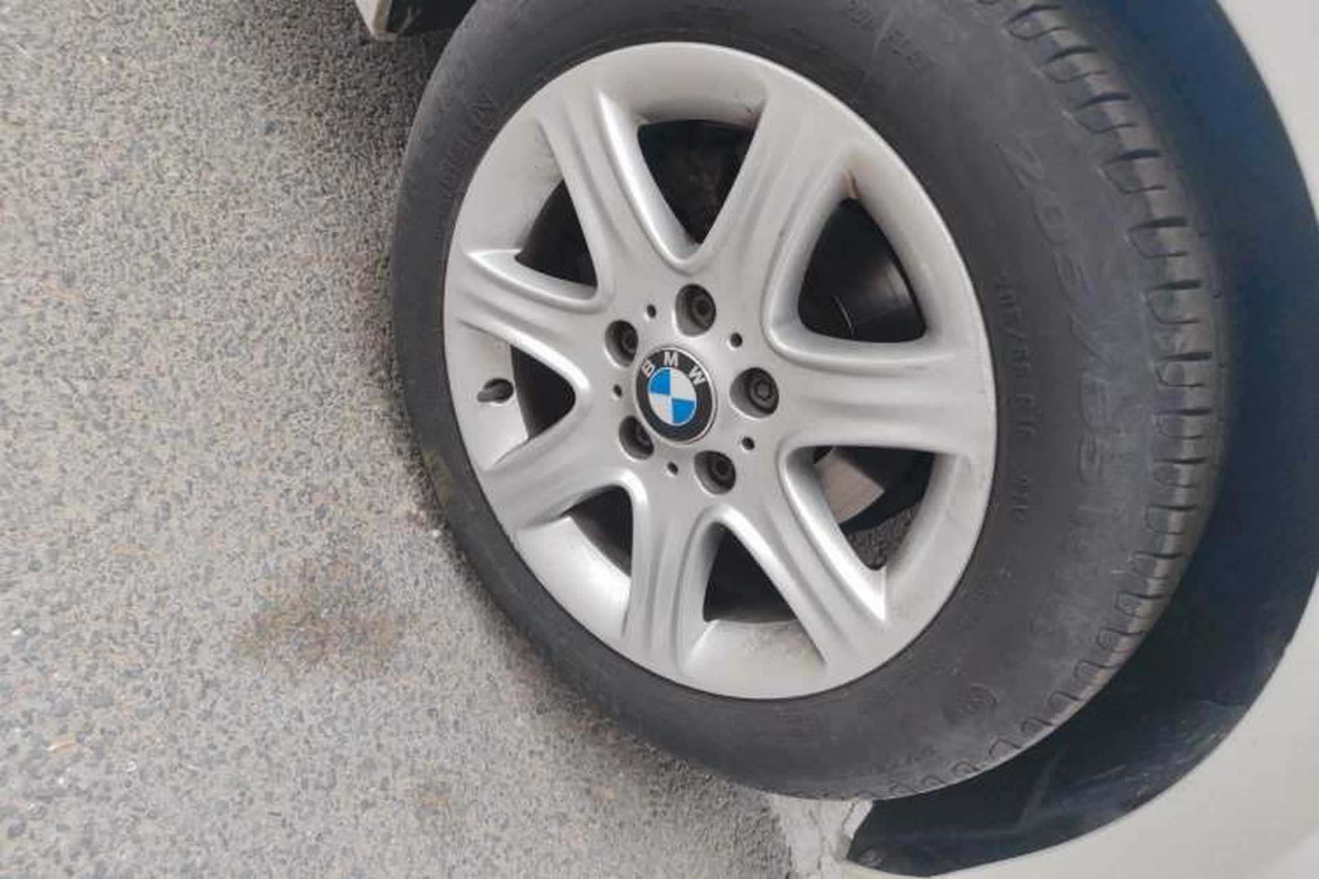 Used BMW 1 Series 2012 116i Leading Model Right Front Wheel Hub