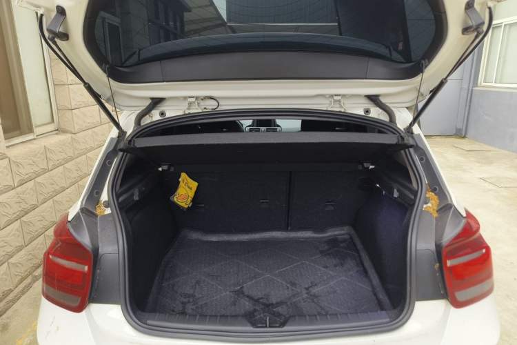 Used BMW 1 Series 2012 118i Sport Edition Trunk