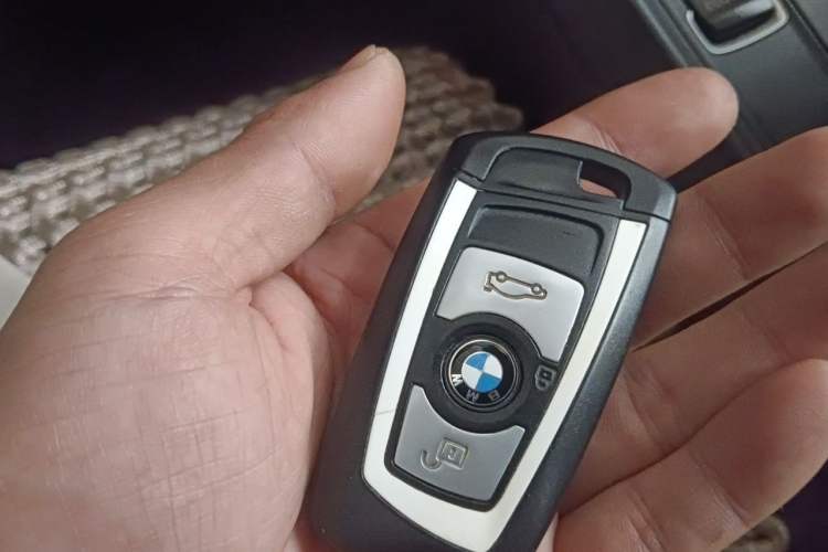Used BMW 1 Series 2012 116i Leading Model Vehicle Key