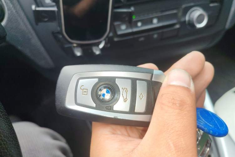 Used BMW 1 Series 2012 116i Leading Model Vehicle Key