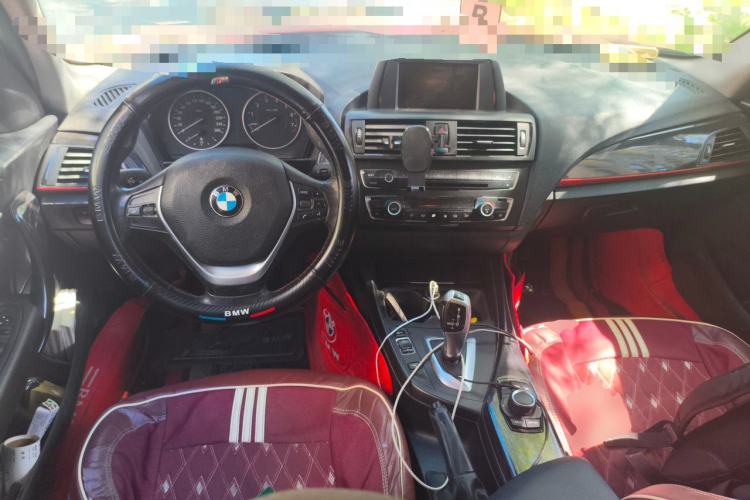 Used BMW 1 Series 2012 118i Sport Edition Center Console