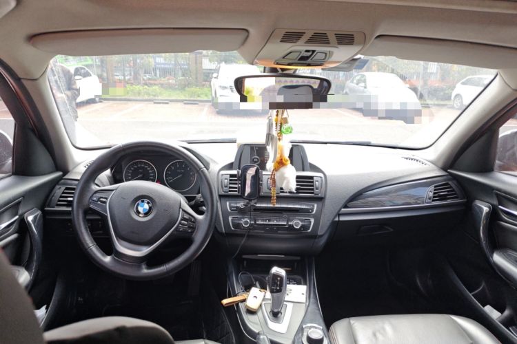 Used BMW 1 Series 2012 116i Urban Edition Center Console