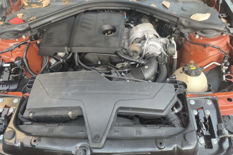 Used BMW 1 Series 2012 118i Leading Model Engine Bay