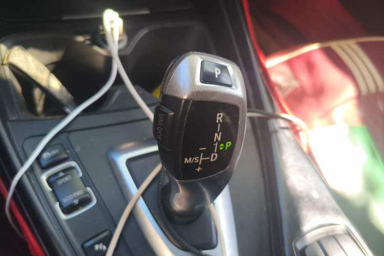 Used BMW 1 Series 2012 118i Sport Edition Gear Lever