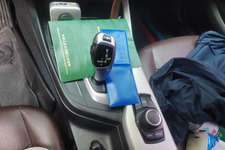 Used BMW 1 Series 2012 118i Leading Model Gear Lever