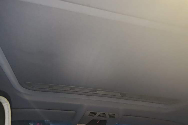 Used BMW 1 Series 2012 116i Leading Model Headliner