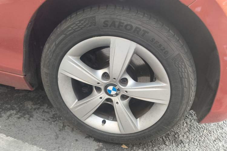 Used BMW 1 Series 2012 118i Leading Model Right Front Wheel Hub