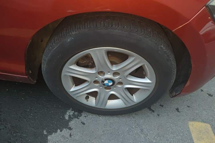 Used BMW 1 Series 2012 116i Leading Model Right Front Wheel Hub