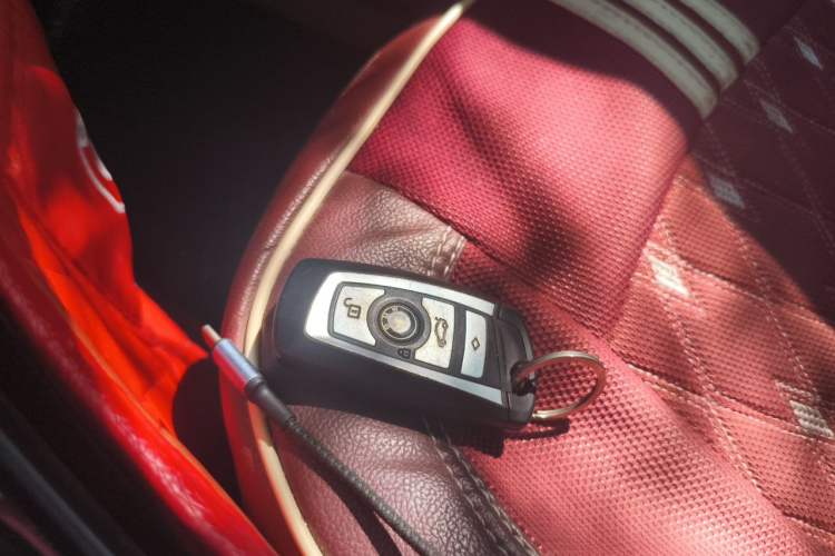 Used BMW 1 Series 2012 118i Sport Edition Vehicle Key