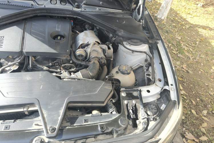 Used BMW 1 Series 2013 Facelifted 118i Leading Edition Engine Bay Left