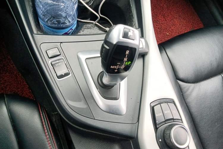 Used BMW 1 Series 2013 Revised 116i Leading Edition Gear Lever