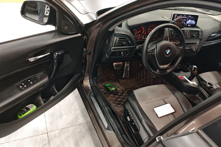 Used BMW 1 Series 2013 Revised 116i Leading Edition Interior 3