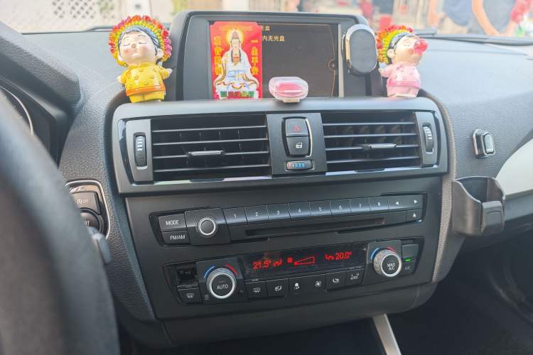 Used BMW 1 Series 2013 Facelifted 118i Leading Edition Audio And AC Panel