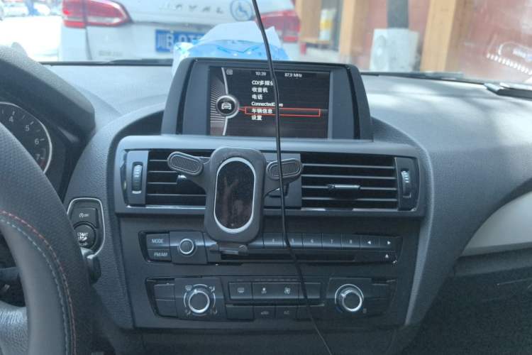 Used BMW 1 Series 2013 Revised 116i Leading Edition Audio And AC Panel