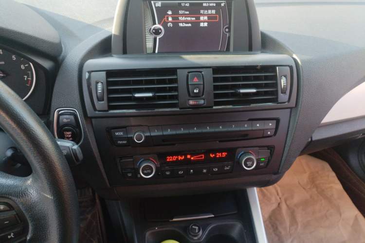 Used BMW 1 Series 2013 Facelifted 118i Leading Edition Audio And AC Panel