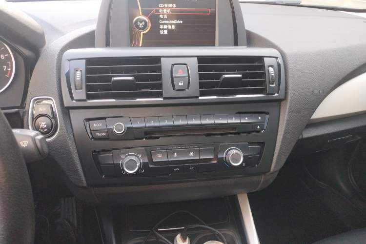 Used BMW 1 Series 2013 Revised 116i Leading Edition Audio And AC Panel