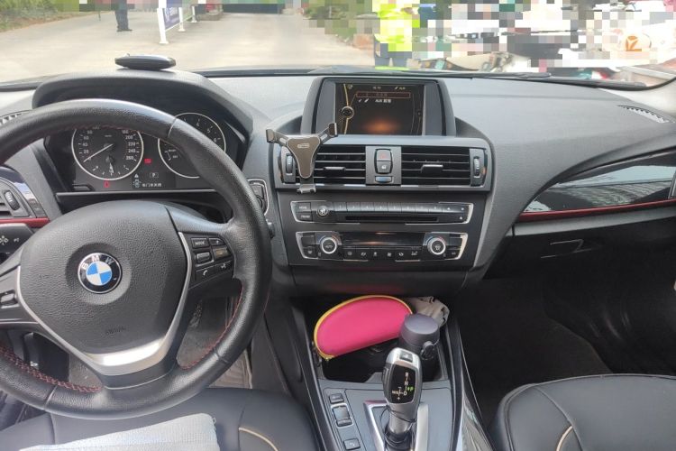 Used BMW 1 Series 2013 Revised 118i Sport Edition Center Console