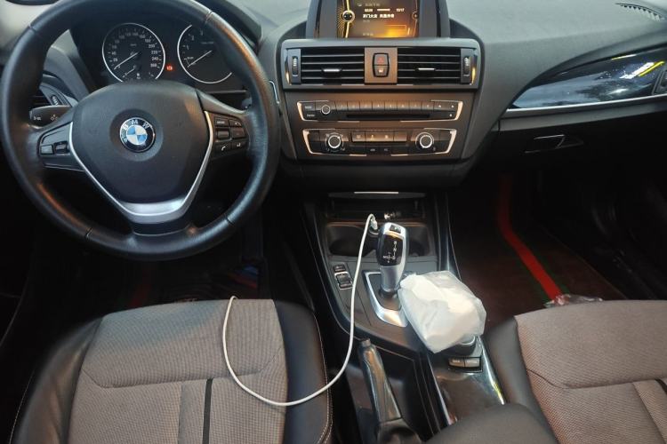 Used BMW 1 Series 2013 Revised 116i Leading Edition Center Console