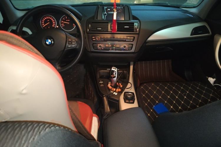 Used BMW 1 Series 2013 Revised 116i Leading Edition Center Console