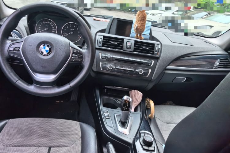 Used BMW 1 Series 2013 Revised 116i Leading Edition Center Console