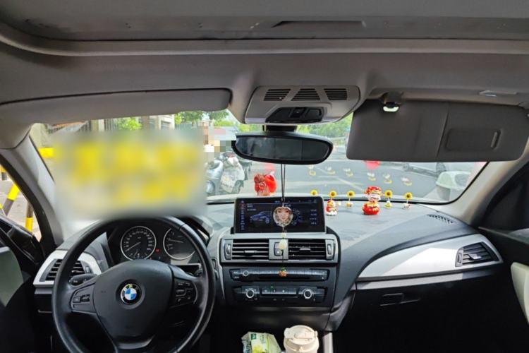 Used BMW 1 Series 2013 Revised 116i Leading Edition Center Console