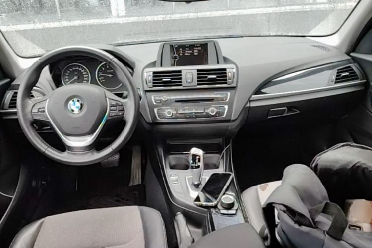 Used BMW 1 Series 2013 Revised 116i Leading Edition Center Console